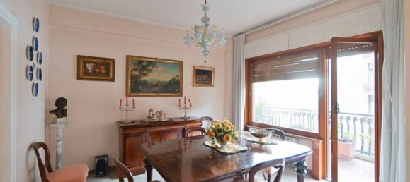 4 bedrooms Apartment in Rome, Italy No. 289430 10