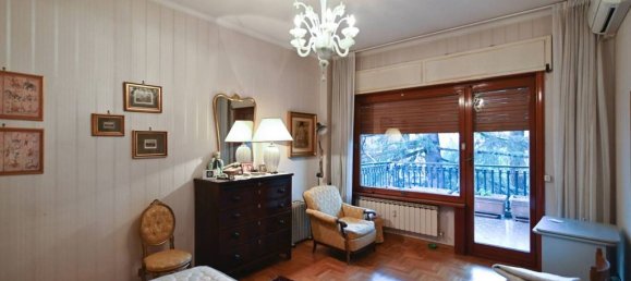 4 bedrooms Apartment in Rome, Italy No. 289430 27