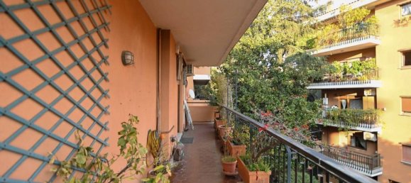 4 bedrooms Apartment in Rome, Italy No. 289430 14