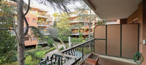 4 bedrooms Apartment in Rome, Italy No. 289430 23