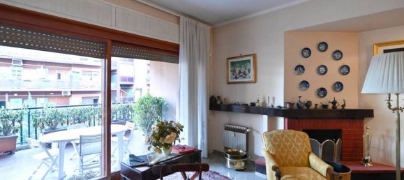 4 bedrooms Apartment in Rome, Italy No. 289430 9