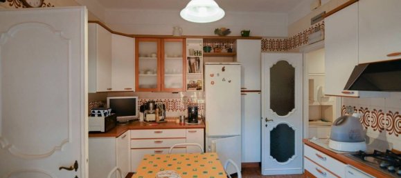 4 bedrooms Apartment in Rome, Italy No. 289430 18