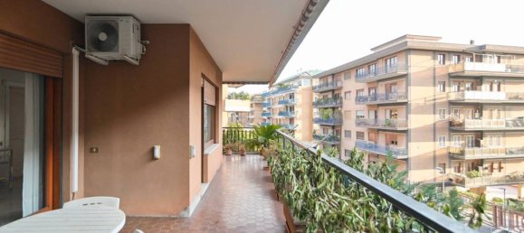 4 bedrooms Apartment in Rome, Italy No. 289430 13