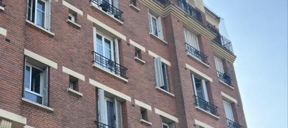 1 bedroom Apartment in Le Bourget, France No. 182788 3