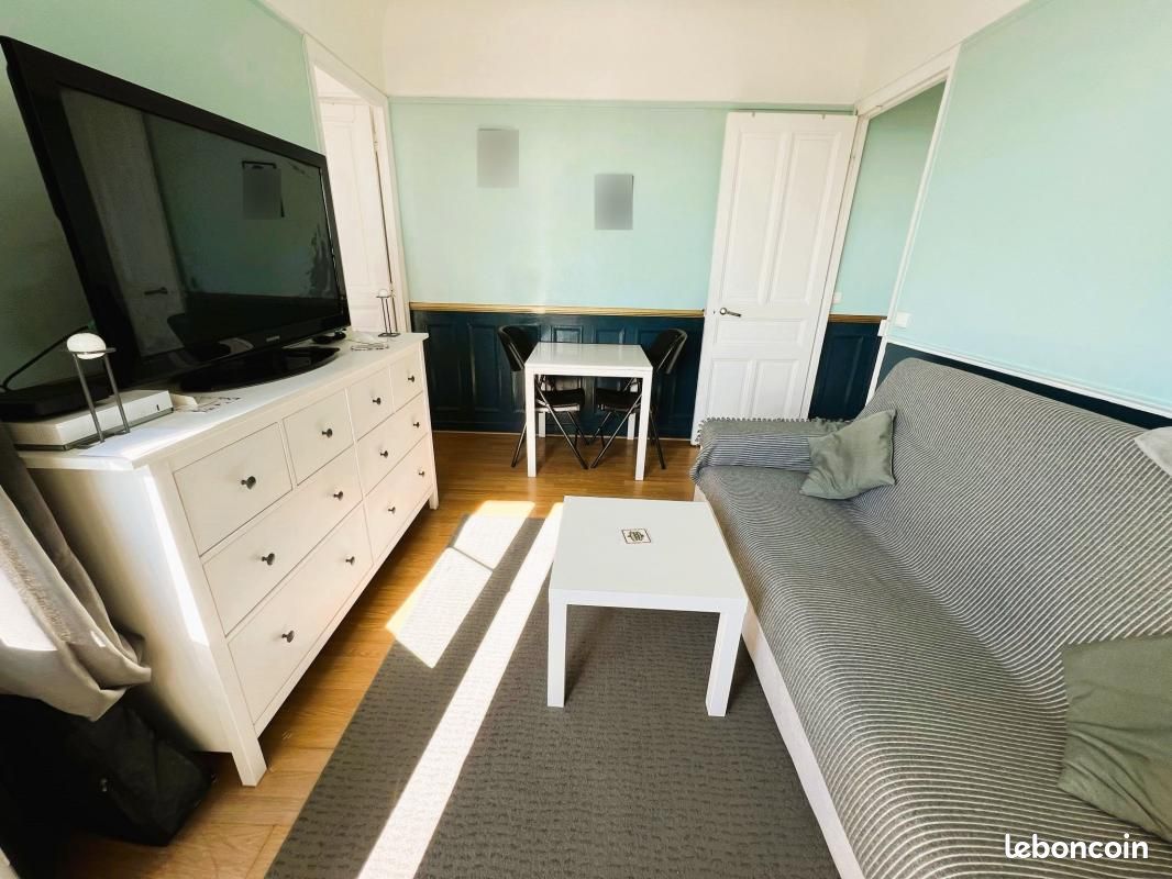 1 bedroom Apartment in Le Bourget, France No. 182788