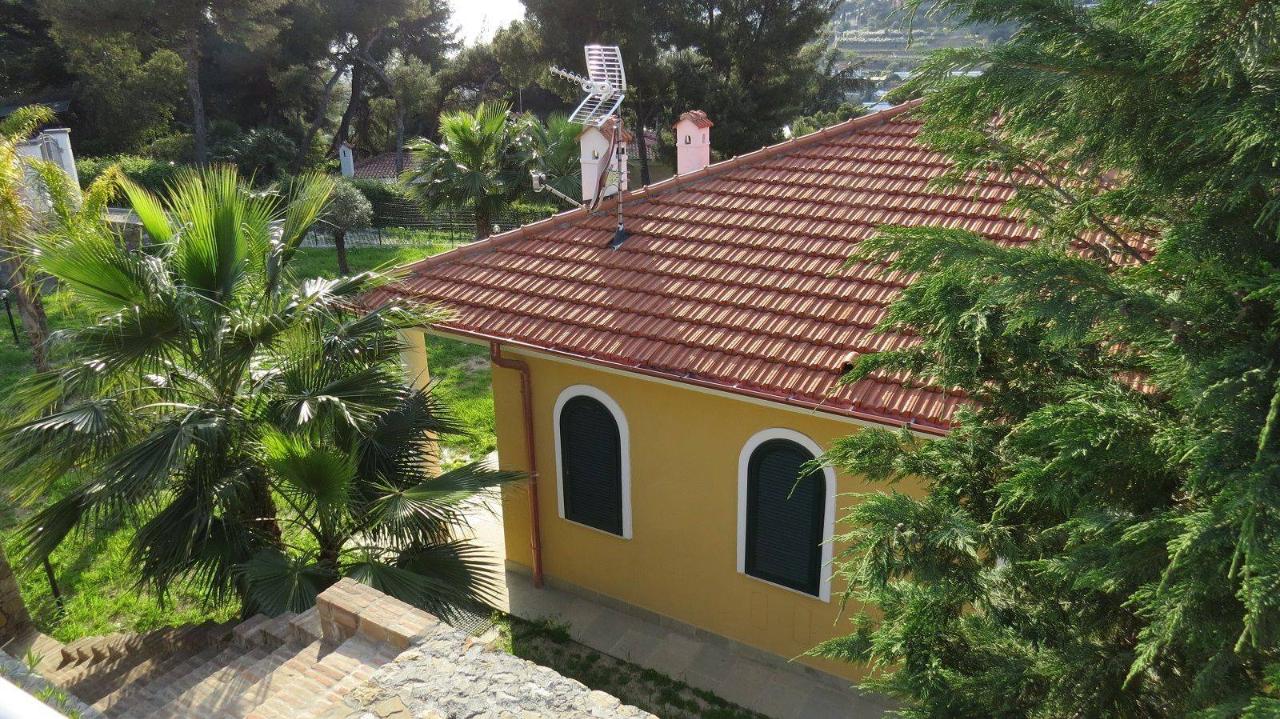 3غرفة فيلا في Bordighera, Italy رقم 83523