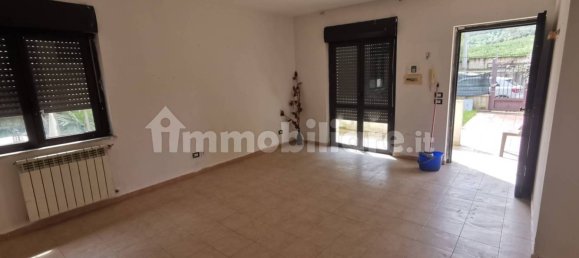 Вилла с 6 спальнями в Сан Флоро, Италия № 270957 6