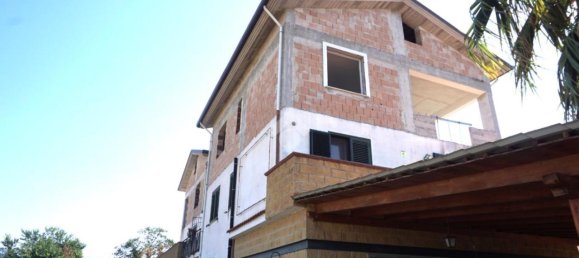 3 rooms Apartment in Bellizzi, Italy No. 1745 19