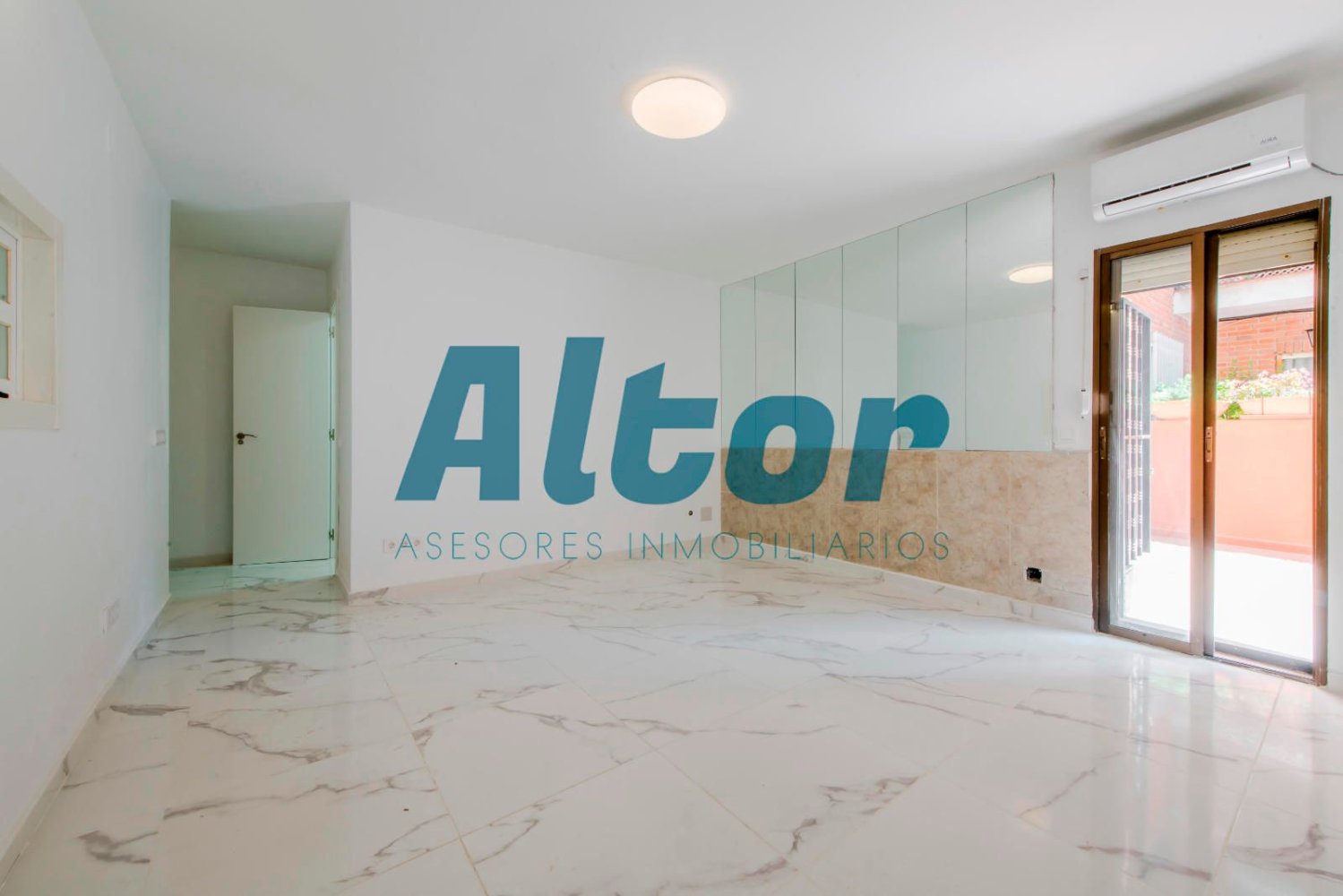 Apartamento T2 em Madrid, Spain N.º 162330