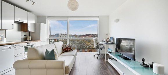 1 bedroom Apartment in London, United Kingdom No. 9666 18