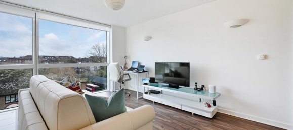 1 bedroom Apartment in London, United Kingdom No. 9666 19