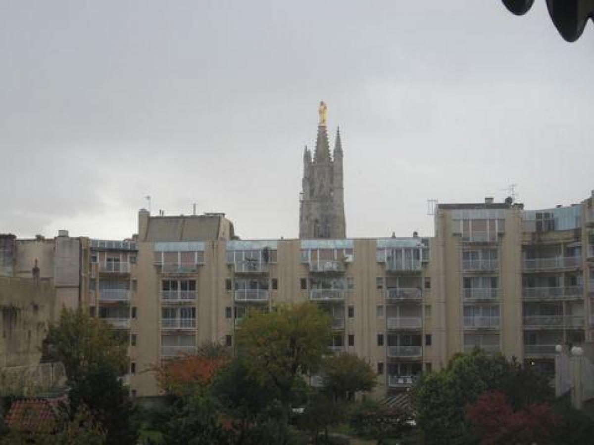 Studio in the Condo in Bordeaux, France No. 14097