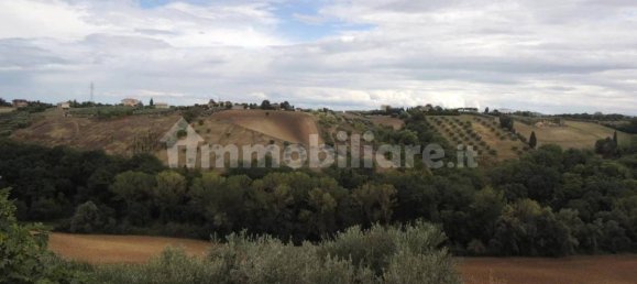 Дом с 5 спальнями в Сант Эльпидио а Маре, Италия № 124309 8