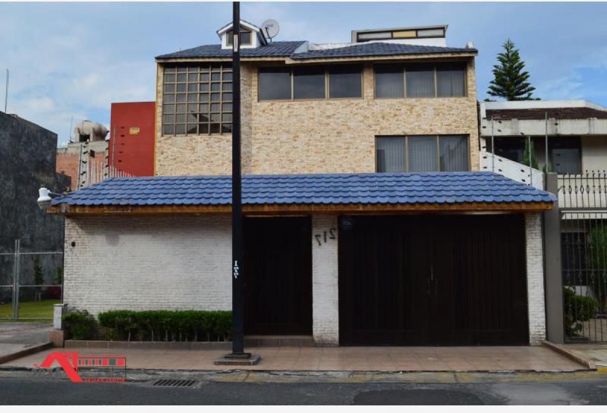 3 bedrooms House in Mexicali, Mexico No. 169798