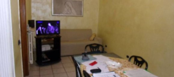 2-salle Appartement à San Ferdinando di Puglia, Italy No. 183164 3