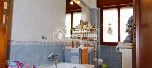 Apartamento de 2 dormitorios en Avellino, Italy No. 344594 23
