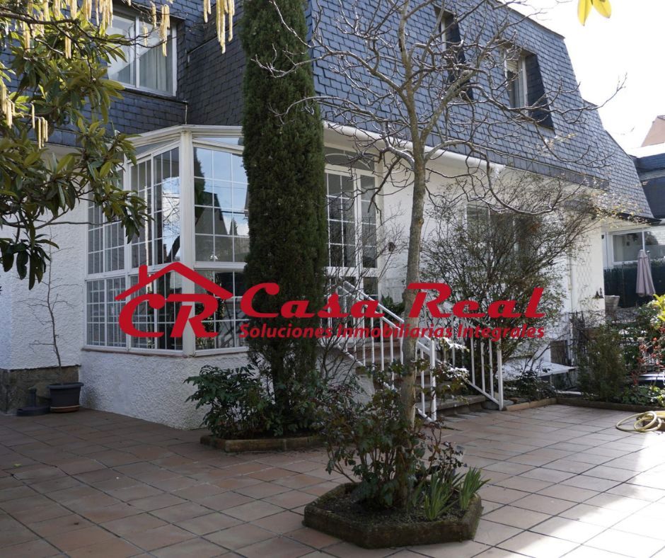 5 bedrooms Townhouse in Galapagar, Spain No. 236502