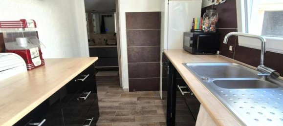 4 Schlafzimmer Schlösser in Sollies-Pont, France, Nr. 322362 12