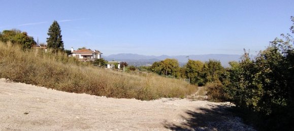 Grundstück in Arcugnano, Italy 1000m², Nr. 18108 3