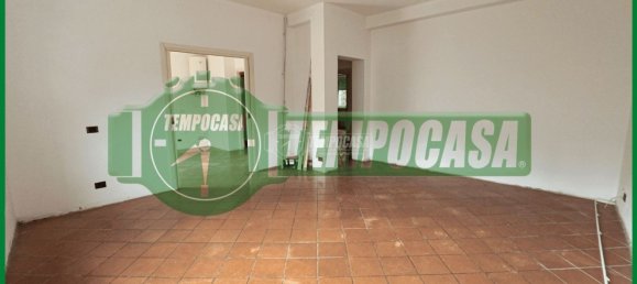 Квартира с 3 комнатами в Джемоньо, Италия № 179648 16