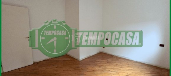 Квартира с 3 комнатами в Джемоньо, Италия № 179648 10