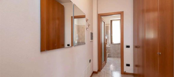 Вилла с 9 спальнями в Калольциокорте, Италия № 263571 29