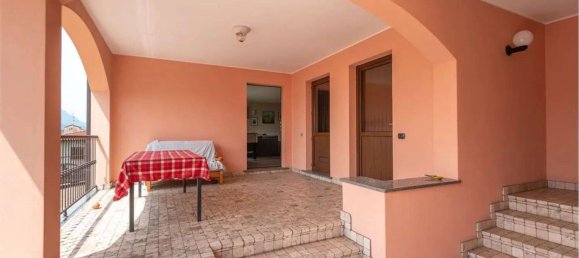 Вилла с 9 спальнями в Калольциокорте, Италия № 263571 12