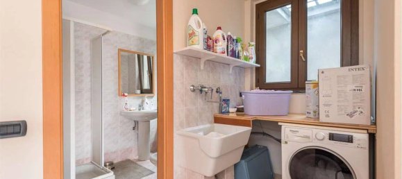 Вилла с 9 спальнями в Калольциокорте, Италия № 263571 14