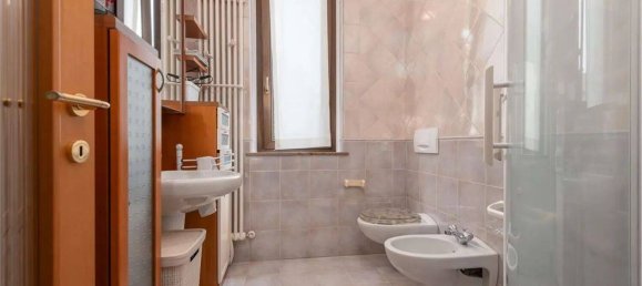 Вилла с 9 спальнями в Калольциокорте, Италия № 263571 25