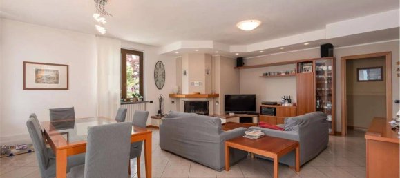 Вилла с 9 спальнями в Калольциокорте, Италия № 263571 22