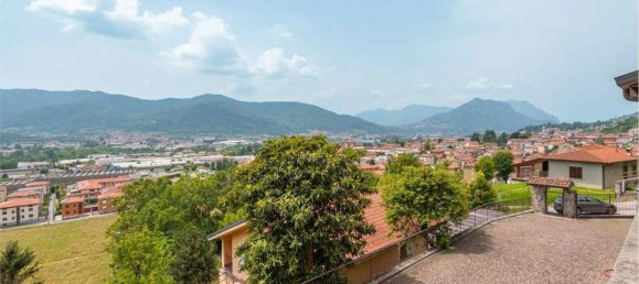 Вилла с 9 спальнями в Калольциокорте, Италия № 263571 11