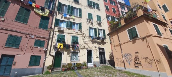 4 bedrooms Apartment in Genoa, Italy No. 318481 8
