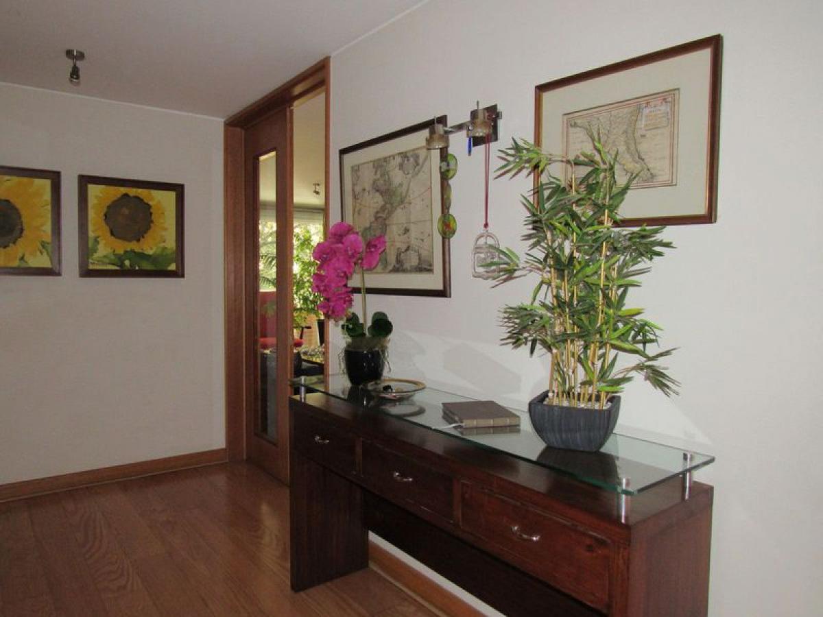 4 bedrooms Apartment in Santiago, Chile No. 3854