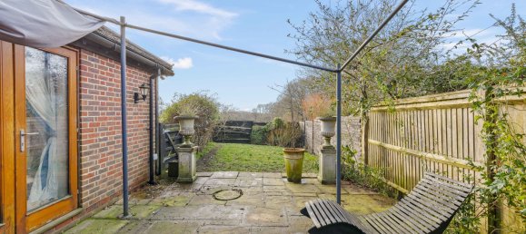 4 bedrooms House in Horsham, United Kingdom No. 1057 15