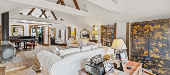 4 bedrooms House in Horsham, United Kingdom No. 1057 18