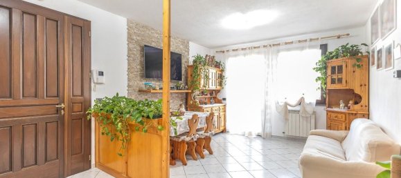7 rooms House in Cascina, Italy No. 35602 7