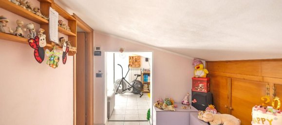 7 rooms House in Cascina, Italy No. 35602 22