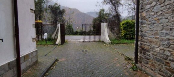 5-Zimmer Haus in Bettola, Italy, Nr. 47031 3