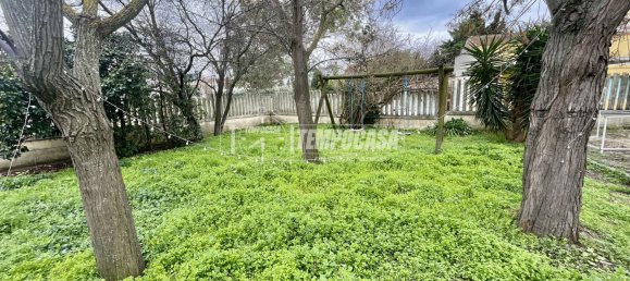 Квартира с 3 спальнями в Сан Джованни Театино, Италия № 169780 6