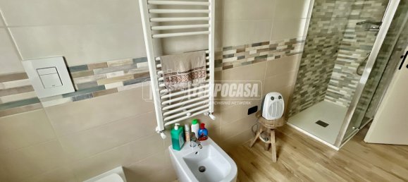 Квартира с 3 спальнями в Сан Джованни Театино, Италия № 169780 23