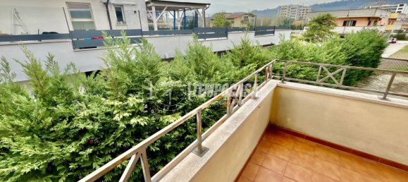 Квартира с 3 спальнями в Сан Джованни Театино, Италия № 169780 28