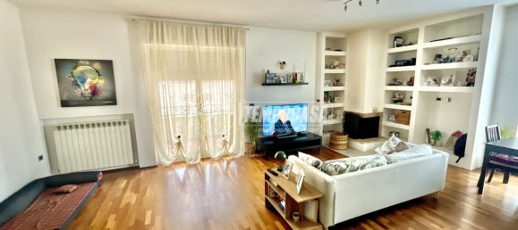 Квартира с 3 спальнями в Сан Джованни Театино, Италия № 169780 10