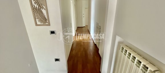 Квартира с 3 спальнями в Сан Джованни Театино, Италия № 169780 16