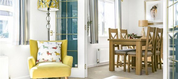 2 bedrooms Bungalow in Chertsey, United Kingdom No. 8586 4