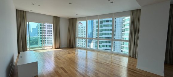 Кондоминиум  с 3 спальнями в Клонг Тоэй, Таиланд № 71027 2