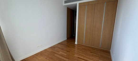 Кондоминиум  с 3 спальнями в Клонг Тоэй, Таиланд № 71027 9