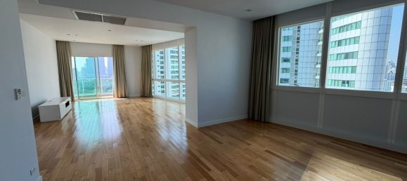 Кондоминиум  с 3 спальнями в Клонг Тоэй, Таиланд № 71027 11