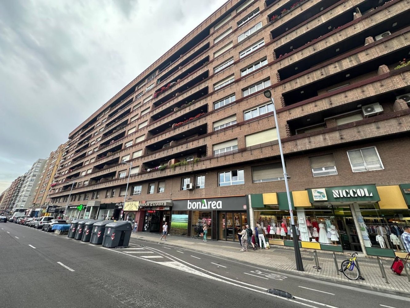 51m² Office in Zaragoza, Spain No. 155038