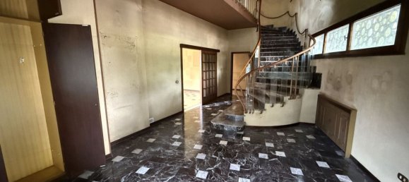 8 bedrooms Villa in Padua, Italy No. 327880 4