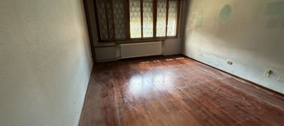 8 bedrooms Villa in Padua, Italy No. 327880 15